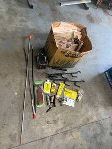 lot 294 image: Hunting Items - Shooting Targets, Calls, Gun Racks