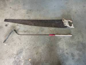 lot 286 image: Vintage Saw & Weed Trimmer