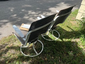 lot 452 image: Pair of Swivel Patio Chairs