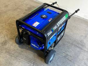 lot 9 image: Duromax 100008000-Watt Dual Fuel Electric Start GasolinePropane Portable Home Power Back Up Generator with CO Alert Shutdown