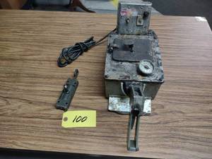 Independent Shoe Machinery Glue Gun...