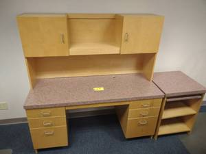Desk with Over Shelf, 60x24x62, wit...
