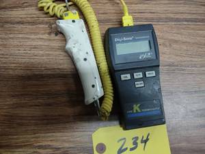 Digital Thermometer ...