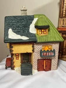 Vintage Duncan Ceramic Prod. Painted Holiday Houses  & Tree