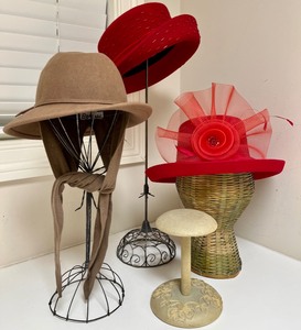 3 Vintage Wool Hats & 4 Hat Stands