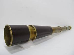 lot 57 image: Vintage Brass & Leather Telescoping Spotting Scope