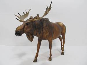 lot 85 image: Large Vintage BREYER Moose