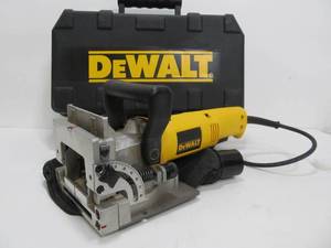 lot 22 image: Working Dewalt Plate Joiner wCase