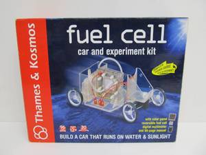 lot 90 image: Thames & Kosmos Fuel Cell Car & Experiment Kit