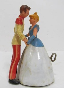 lot 110 image: Working Vintage 1960s Irwin Cinderella & Prince Charming Wind-Up Toy