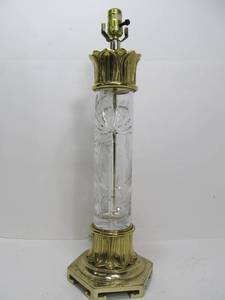 lot 187 image: Large Signed DRESDEN Crytal Table Lamp