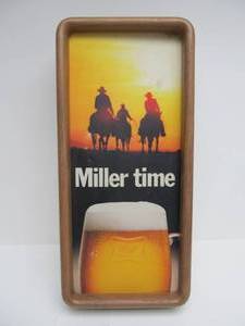 lot 124 image: Working MILLER TIME Lighted Beer Sign wCowboys