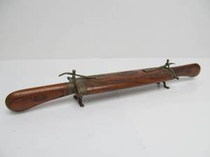 lot 168 image: Vintage Brass & Carved Wood Carving Set