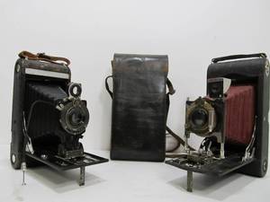 lot 271 image: 2 Antique EASTMAN KODAK Film Cameras