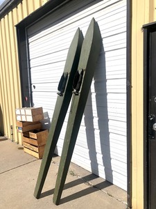 lot 3 image: Awesome LARGE Vintage 1940s Duck Hunting Bog Walkers 