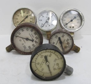 lot 293 image: Group of Vintage Industrial Gauges