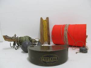 lot 294 image: Neat Lot of Old Fishing Items
