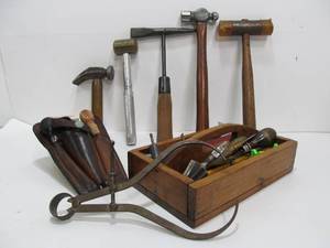 lot 307 image: Nice Lot of Interesting Vintage Tools
