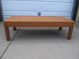 lot 346 image: Quality Solid Oak Rectangular Coffee Table