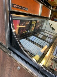 lot 361 image: Vintage 1960s SEEBURG Model C480 Jukebox (AS IS)