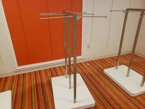 Rolling Carters Display Stand