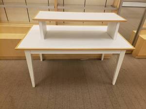 Tiered Table Display