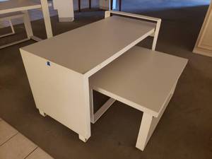 Nesting Display Tables