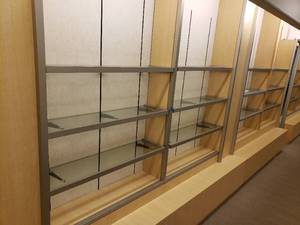 Metal Framed Plate Glass Shelves