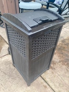 Suncast Outdoor Wastebasket