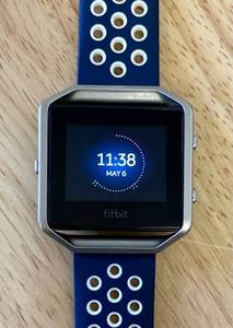lot 2 image: Fitbit Versa Fitness Tracker Watch with Charger & Extra Band