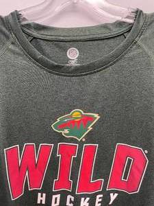 lot 33 image: Minnesota Wild NHL Mens Long Sleeve Shirt and 2014 Playoff Cap