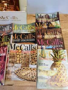 lot 42 image: McCalls Cookbook Collection 1965 Vintage Lot of 15  Recipe Index & Stand