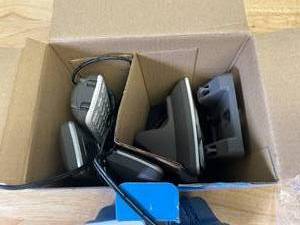 lot 96 image: AT&ampT 3 Handset Cordless Phone Set with Answering Machine 