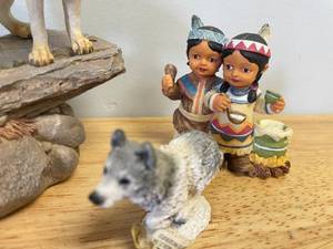 lot 88 image: Lot of Wolf Native American Wolves Collectible Figurines