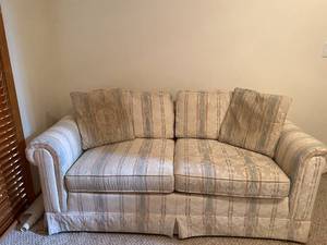 Stanton Cooper Loveseat