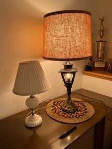 Lot of 2 Lamps