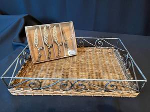 Tray with Cheese Spreaders