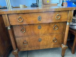 Entry TableCabinet