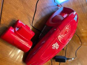 Dirt Devil Small Vacuum