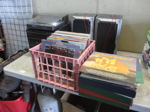 Sound Design Stereo and 130 records