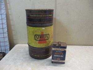 Vintage Oil Barrel and can