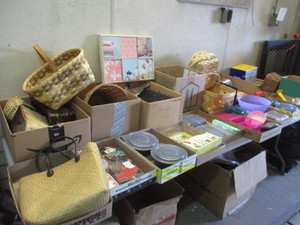 Kitchen Lot and Household