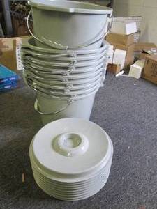 10  1 gallon pails wit 9 lids ...