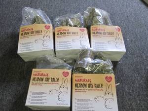 naturals medow hay bales 5 packages...