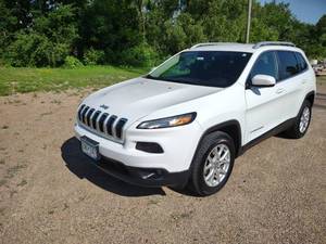 2017 Jeep Cherokee Latitude SUV