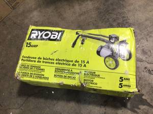 lot 17 image: Ryobi 15 Amp Electric Log Splitter - Customer Returns - Review all pictures