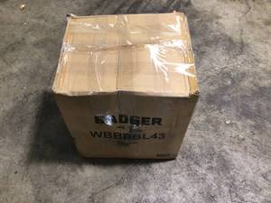 lot 22 image: BADGER Super-Duty 190 MPH 550 CFM 43 cc Gas Full Crank 2-Cycle Back Pack Leaf Blower - Open Box - Review all pictures