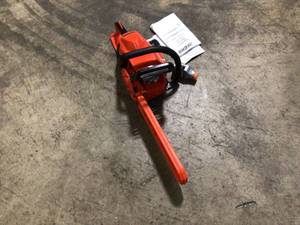 lot 23 image: ECHO 14 in. 30.5 cc Gas 2-Stroke Cycle Chainsaw - Open Box - Review all pictures