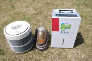 lot 229 image: Dehumidifier, spot bot, Honeywell a...