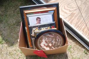 lot 240 image: NASCAR clock and wall art Jeff Gord...